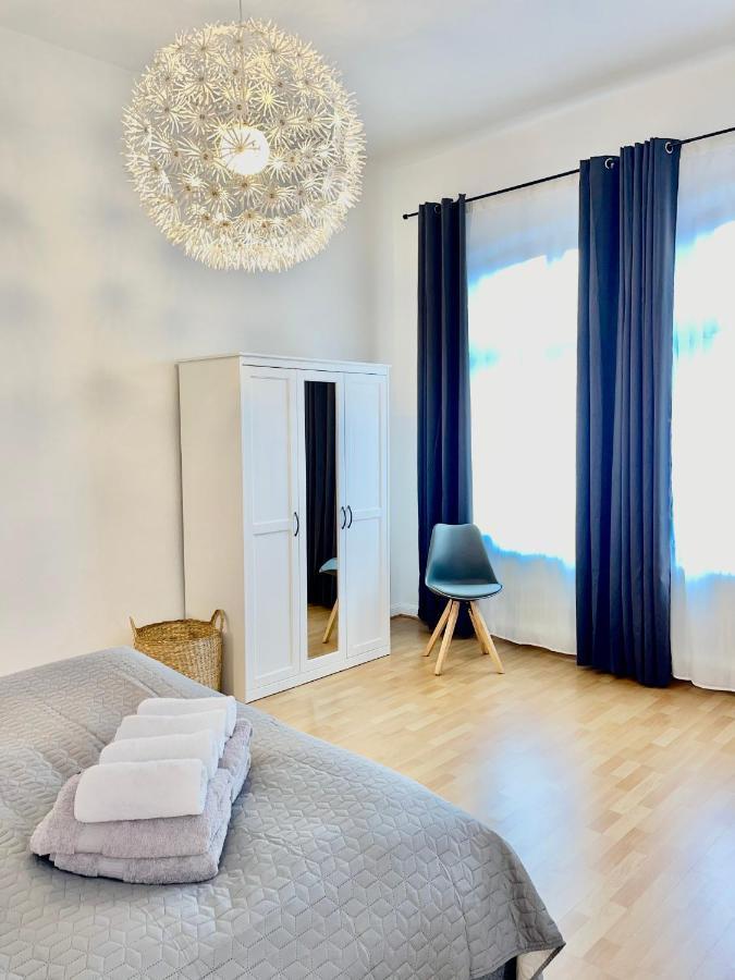 Charmante Ferienwohnung Mit Terrasse Im Herzen Von Norden Luaran gambar
